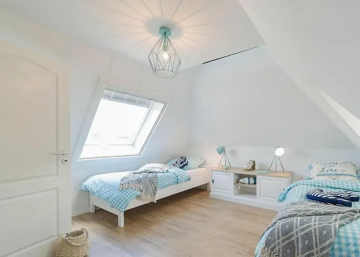 House On The 3 別荘 *