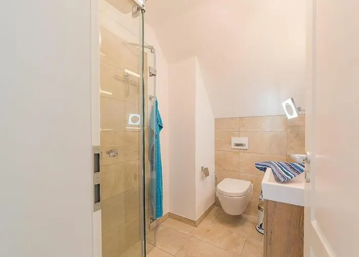 House On The 3 別荘 *